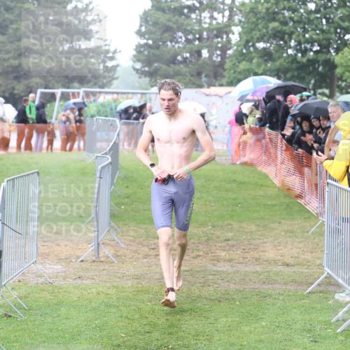 14.06.2026 - 7 Türme Triathlon Andreas Tolksdorf http://msf.ph/oto/9809832 14.06.2026 13:29:16 Schwimmen  meine-sportfotos.de