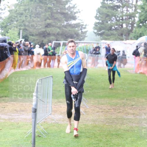 14.06.2026 - 7 Türme Triathlon Andreas Tolksdorf http://msf.ph/oto/9809886 14.06.2026 13:30:22 Schwimmen  meine-sportfotos.de