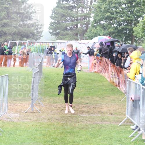 14.06.2026 - 7 Türme Triathlon Andreas Tolksdorf http://msf.ph/oto/9809893 14.06.2026 13:30:28 Schwimmen  meine-sportfotos.de