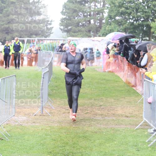 14.06.2026 - 7 Türme Triathlon Andreas Tolksdorf http://msf.ph/oto/9809900 14.06.2026 13:30:38 Schwimmen  meine-sportfotos.de