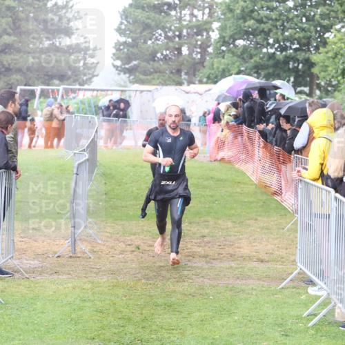 14.06.2026 - 7 Türme Triathlon Andreas Tolksdorf http://msf.ph/oto/9809908 14.06.2026 13:30:59 Schwimmen  meine-sportfotos.de