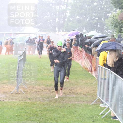 14.06.2026 - 7 Türme Triathlon Andreas Tolksdorf http://msf.ph/oto/9810003 14.06.2026 13:32:26 Schwimmen  meine-sportfotos.de