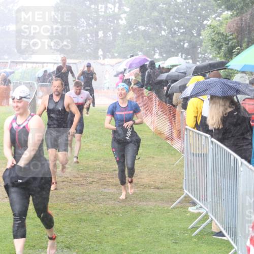 14.06.2026 - 7 Türme Triathlon Andreas Tolksdorf http://msf.ph/oto/9810015 14.06.2026 13:32:33 Schwimmen  meine-sportfotos.de