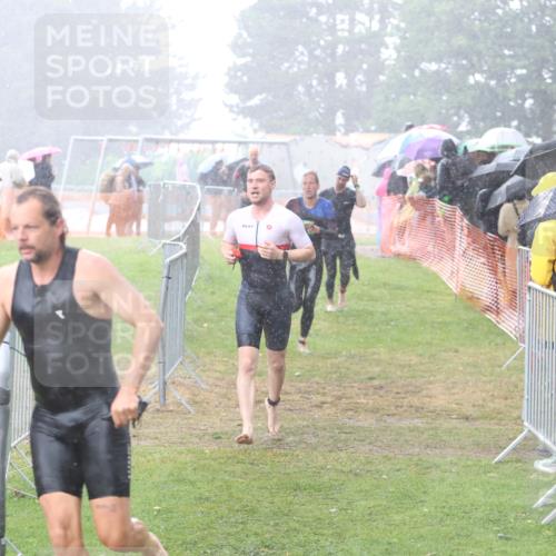 14.06.2026 - 7 Türme Triathlon Andreas Tolksdorf http://msf.ph/oto/9810020 14.06.2026 13:32:35 Schwimmen  meine-sportfotos.de
