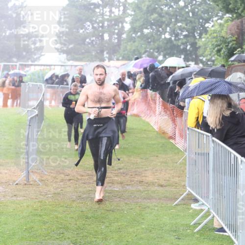14.06.2026 - 7 Türme Triathlon Andreas Tolksdorf http://msf.ph/oto/9810101 14.06.2026 13:33:35 Schwimmen  meine-sportfotos.de