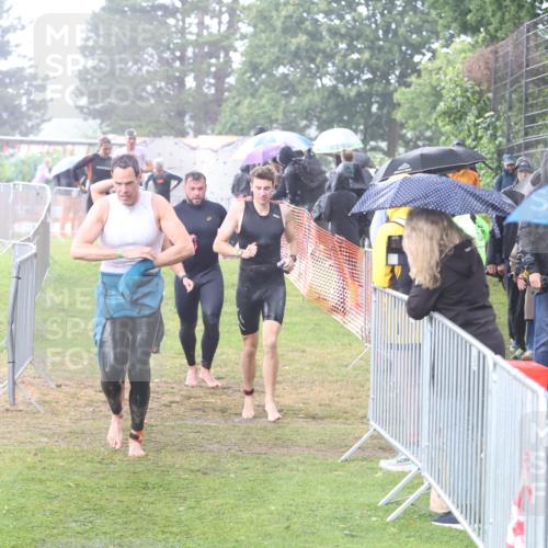 14.06.2026 - 7 Türme Triathlon Andreas Tolksdorf http://msf.ph/oto/9810180 14.06.2026 13:35:35 Schwimmen  meine-sportfotos.de