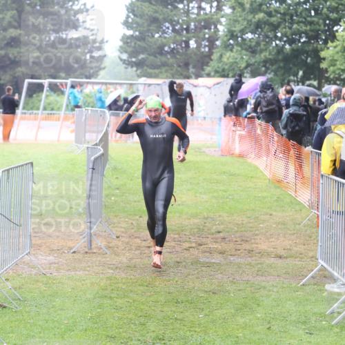 14.06.2026 - 7 Türme Triathlon Andreas Tolksdorf http://msf.ph/oto/9810274 14.06.2026 13:37:11 Schwimmen  meine-sportfotos.de