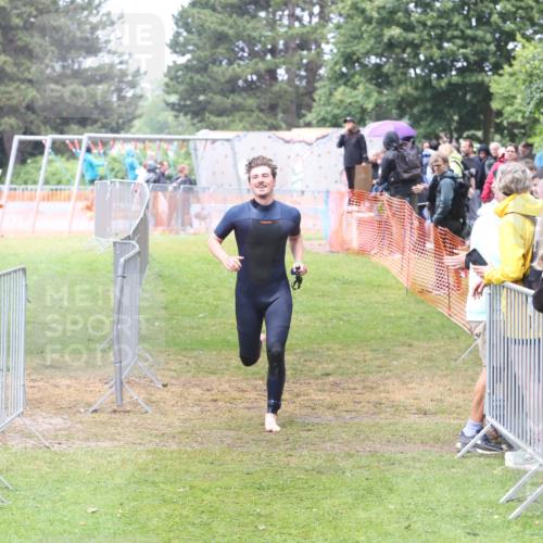 14.06.2026 - 7 Türme Triathlon Andreas Tolksdorf http://msf.ph/oto/9810370 14.06.2026 13:39:48 Schwimmen  meine-sportfotos.de