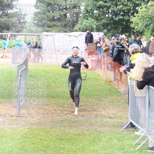 14.06.2026 - 7 Türme Triathlon Andreas Tolksdorf http://msf.ph/oto/9810393 14.06.2026 13:40:26 Schwimmen  meine-sportfotos.de