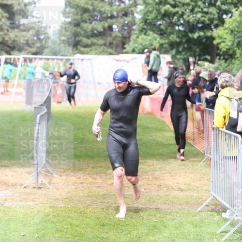 14.06.2026 - 7 Türme Triathlon Andreas Tolksdorf http://msf.ph/oto/9810422 14.06.2026 13:41:23 Schwimmen  meine-sportfotos.de