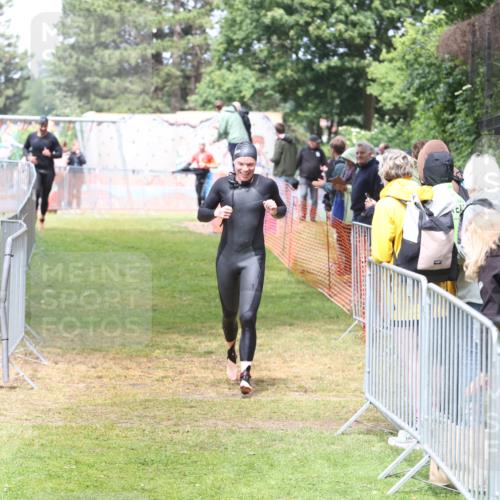 14.06.2026 - 7 Türme Triathlon Andreas Tolksdorf http://msf.ph/oto/9810425 14.06.2026 13:41:25 Schwimmen  meine-sportfotos.de