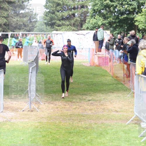 14.06.2026 - 7 Türme Triathlon Andreas Tolksdorf http://msf.ph/oto/9810438 14.06.2026 13:41:51 Schwimmen  meine-sportfotos.de