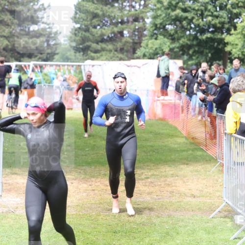14.06.2026 - 7 Türme Triathlon Andreas Tolksdorf http://msf.ph/oto/9810443 14.06.2026 13:41:54 Schwimmen  meine-sportfotos.de
