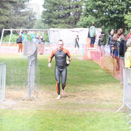 14.06.2026 - 7 Türme Triathlon Andreas Tolksdorf http://msf.ph/oto/9810448 14.06.2026 13:41:59 Schwimmen  meine-sportfotos.de