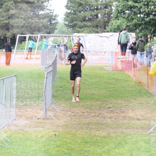 14.06.2026 - 7 Türme Triathlon Andreas Tolksdorf http://msf.ph/oto/9810460 14.06.2026 13:42:54 Schwimmen  meine-sportfotos.de
