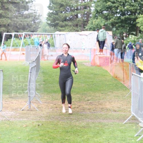 14.06.2026 - 7 Türme Triathlon Andreas Tolksdorf http://msf.ph/oto/9810463 14.06.2026 13:42:59 Schwimmen  meine-sportfotos.de