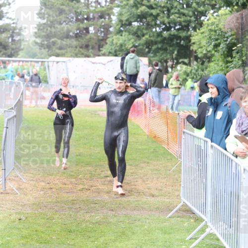 14.06.2026 - 7 Türme Triathlon Andreas Tolksdorf http://msf.ph/oto/9810471 14.06.2026 13:44:40 Schwimmen  meine-sportfotos.de