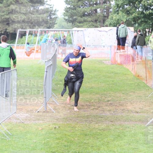 14.06.2026 - 7 Türme Triathlon Andreas Tolksdorf http://msf.ph/oto/9810475 14.06.2026 13:44:52 Schwimmen  meine-sportfotos.de