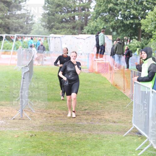 14.06.2026 - 7 Türme Triathlon Andreas Tolksdorf http://msf.ph/oto/9810490 14.06.2026 13:45:40 Schwimmen  meine-sportfotos.de