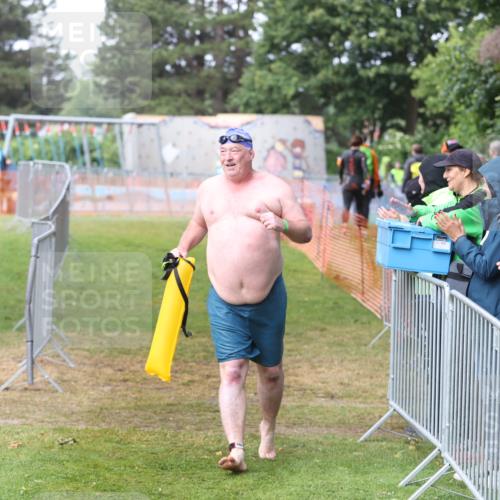 14.06.2026 - 7 Türme Triathlon Andreas Tolksdorf http://msf.ph/oto/9810510 14.06.2026 13:48:08 Schwimmen  meine-sportfotos.de