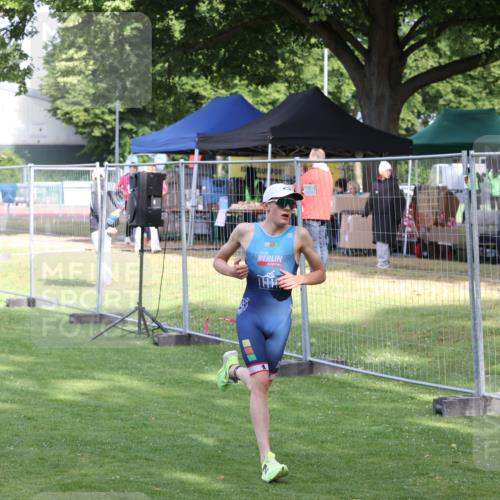 14.06.2026 - 7 Türme Triathlon Andreas Tolksdorf http://msf.ph/oto/9810539 14.06.2026 08:23:53 Schwimmen  meine-sportfotos.de