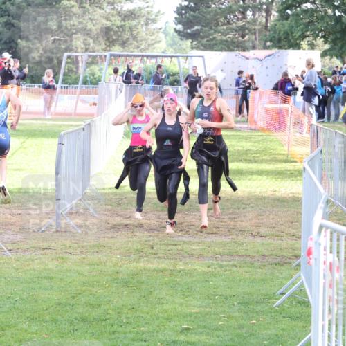 14.06.2026 - 7 Türme Triathlon Andreas Tolksdorf http://msf.ph/oto/9810540 14.06.2026 08:23:57 Schwimmen  meine-sportfotos.de