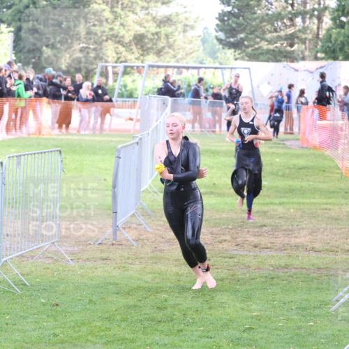 14.06.2026 - 7 Türme Triathlon Andreas Tolksdorf http://msf.ph/oto/9810614 14.06.2026 08:24:45 Schwimmen  meine-sportfotos.de