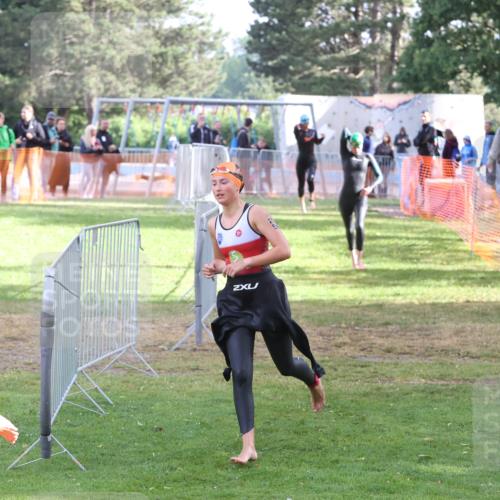 14.06.2026 - 7 Türme Triathlon Andreas Tolksdorf http://msf.ph/oto/9810630 14.06.2026 08:24:59 Schwimmen  meine-sportfotos.de