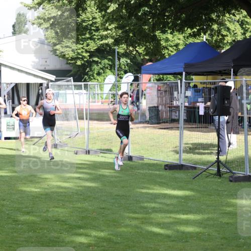 14.06.2026 - 7 Türme Triathlon Andreas Tolksdorf http://msf.ph/oto/9810642 14.06.2026 08:25:15 Schwimmen  meine-sportfotos.de