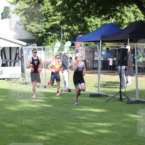 14.06.2026 - 7 Türme Triathlon Andreas Tolksdorf http://msf.ph/oto/9810646 14.06.2026 08:25:16 Schwimmen  meine-sportfotos.de