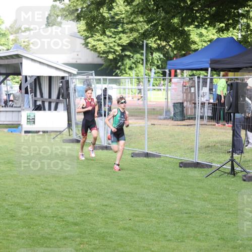14.06.2026 - 7 Türme Triathlon Andreas Tolksdorf http://msf.ph/oto/9810675 14.06.2026 08:26:32 Schwimmen  meine-sportfotos.de