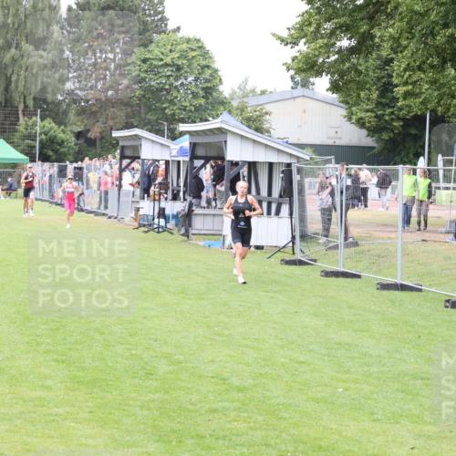 14.06.2026 - 7 Türme Triathlon Andreas Tolksdorf http://msf.ph/oto/9810702 14.06.2026 08:43:53 Schwimmen  meine-sportfotos.de
