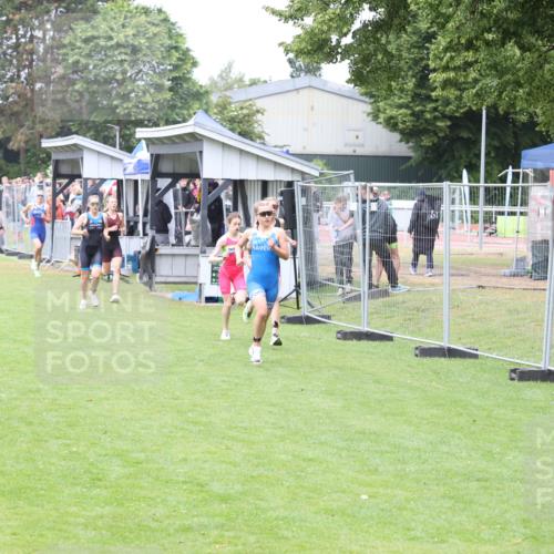 14.06.2026 - 7 Türme Triathlon Andreas Tolksdorf http://msf.ph/oto/9810711 14.06.2026 08:44:00 Schwimmen  meine-sportfotos.de