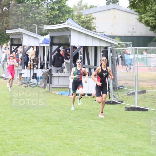 14.06.2026 - 7 Türme Triathlon Andreas Tolksdorf http://msf.ph/oto/9810724 14.06.2026 08:44:12 Schwimmen  meine-sportfotos.de