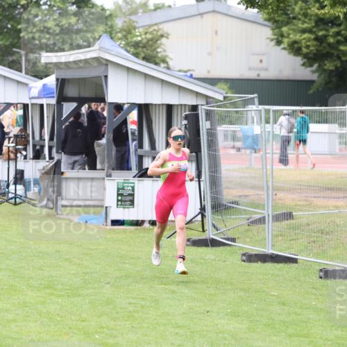 14.06.2026 - 7 Türme Triathlon Andreas Tolksdorf http://msf.ph/oto/9810730 14.06.2026 08:44:15 Schwimmen  meine-sportfotos.de