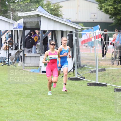 14.06.2026 - 7 Türme Triathlon Andreas Tolksdorf http://msf.ph/oto/9810732 14.06.2026 08:44:35 Schwimmen  meine-sportfotos.de