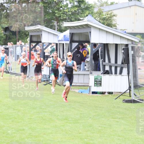 14.06.2026 - 7 Türme Triathlon Andreas Tolksdorf http://msf.ph/oto/9810734 14.06.2026 08:44:37 Schwimmen  meine-sportfotos.de
