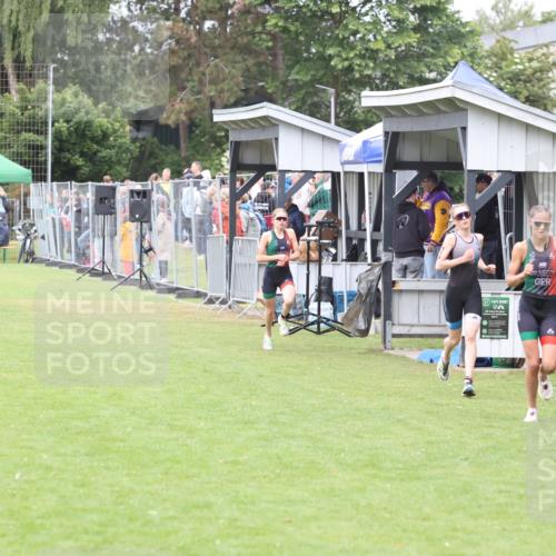 14.06.2026 - 7 Türme Triathlon Andreas Tolksdorf http://msf.ph/oto/9810759 14.06.2026 08:44:54 Schwimmen  meine-sportfotos.de