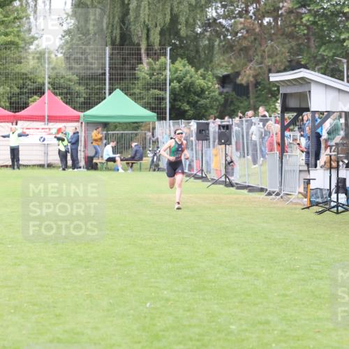 14.06.2026 - 7 Türme Triathlon Andreas Tolksdorf http://msf.ph/oto/9810777 14.06.2026 08:45:33 Schwimmen  meine-sportfotos.de