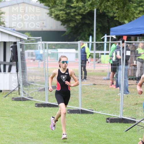 14.06.2026 - 7 Türme Triathlon Andreas Tolksdorf http://msf.ph/oto/9810782 14.06.2026 08:46:08 Schwimmen  meine-sportfotos.de
