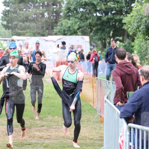 14.06.2026 - 7 Türme Triathlon Andreas Tolksdorf http://msf.ph/oto/9810829 14.06.2026 08:49:12 Schwimmen  meine-sportfotos.de
