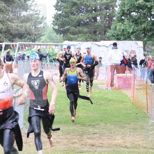 14.06.2026 - 7 Türme Triathlon Andreas Tolksdorf http://msf.ph/oto/9810840 14.06.2026 08:49:18 Schwimmen  meine-sportfotos.de