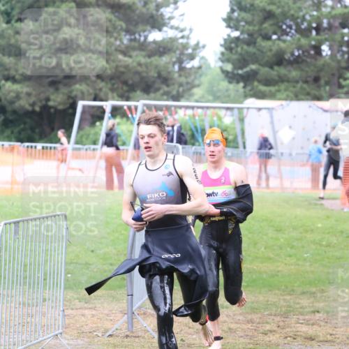 14.06.2026 - 7 Türme Triathlon Andreas Tolksdorf http://msf.ph/oto/9810876 14.06.2026 08:49:43 Schwimmen  meine-sportfotos.de