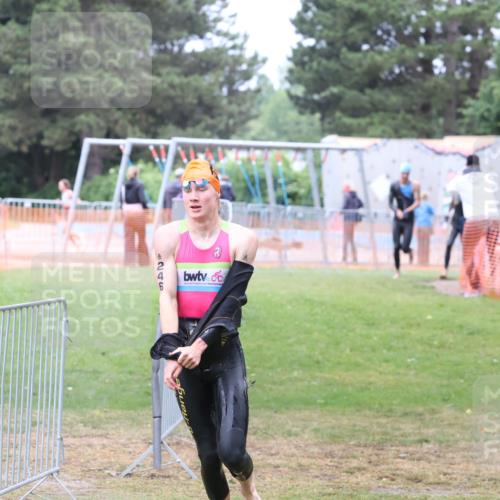 14.06.2026 - 7 Türme Triathlon Andreas Tolksdorf http://msf.ph/oto/9810878 14.06.2026 08:49:44 Schwimmen  meine-sportfotos.de