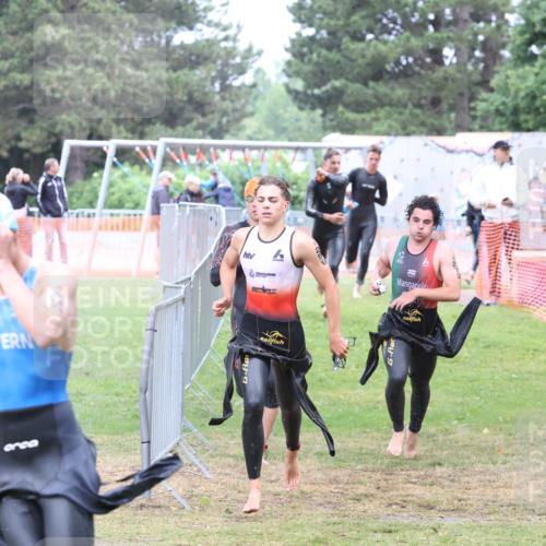 14.06.2026 - 7 Türme Triathlon Andreas Tolksdorf http://msf.ph/oto/9810883 14.06.2026 08:49:51 Schwimmen  meine-sportfotos.de