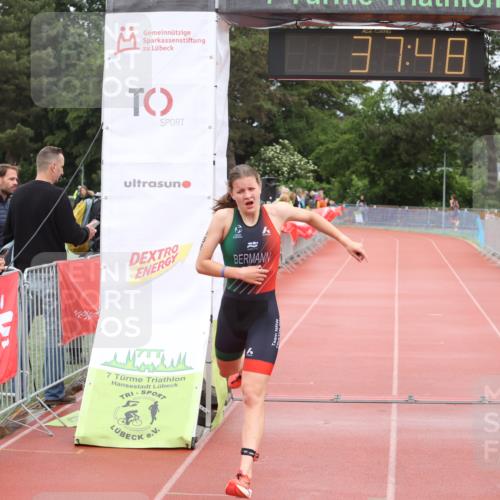 14.06.2026 - 7 Türme Triathlon Andreas Tolksdorf http://msf.ph/oto/9810982 14.06.2026 08:55:39 Schwimmen  meine-sportfotos.de