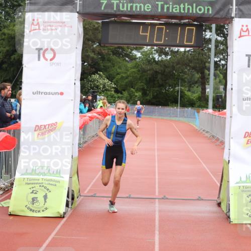 14.06.2026 - 7 Türme Triathlon Andreas Tolksdorf http://msf.ph/oto/9811030 14.06.2026 08:58:01 Schwimmen  meine-sportfotos.de