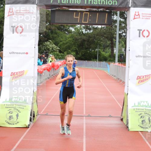 14.06.2026 - 7 Türme Triathlon Andreas Tolksdorf http://msf.ph/oto/9811032 14.06.2026 08:58:01 Schwimmen  meine-sportfotos.de
