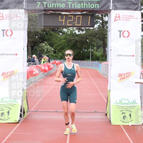 14.06.2026 - 7 Türme Triathlon Andreas Tolksdorf http://msf.ph/oto/9811045 14.06.2026 08:59:52 Schwimmen  meine-sportfotos.de