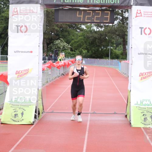 14.06.2026 - 7 Türme Triathlon Andreas Tolksdorf http://msf.ph/oto/9811047 14.06.2026 09:00:13 Schwimmen  meine-sportfotos.de